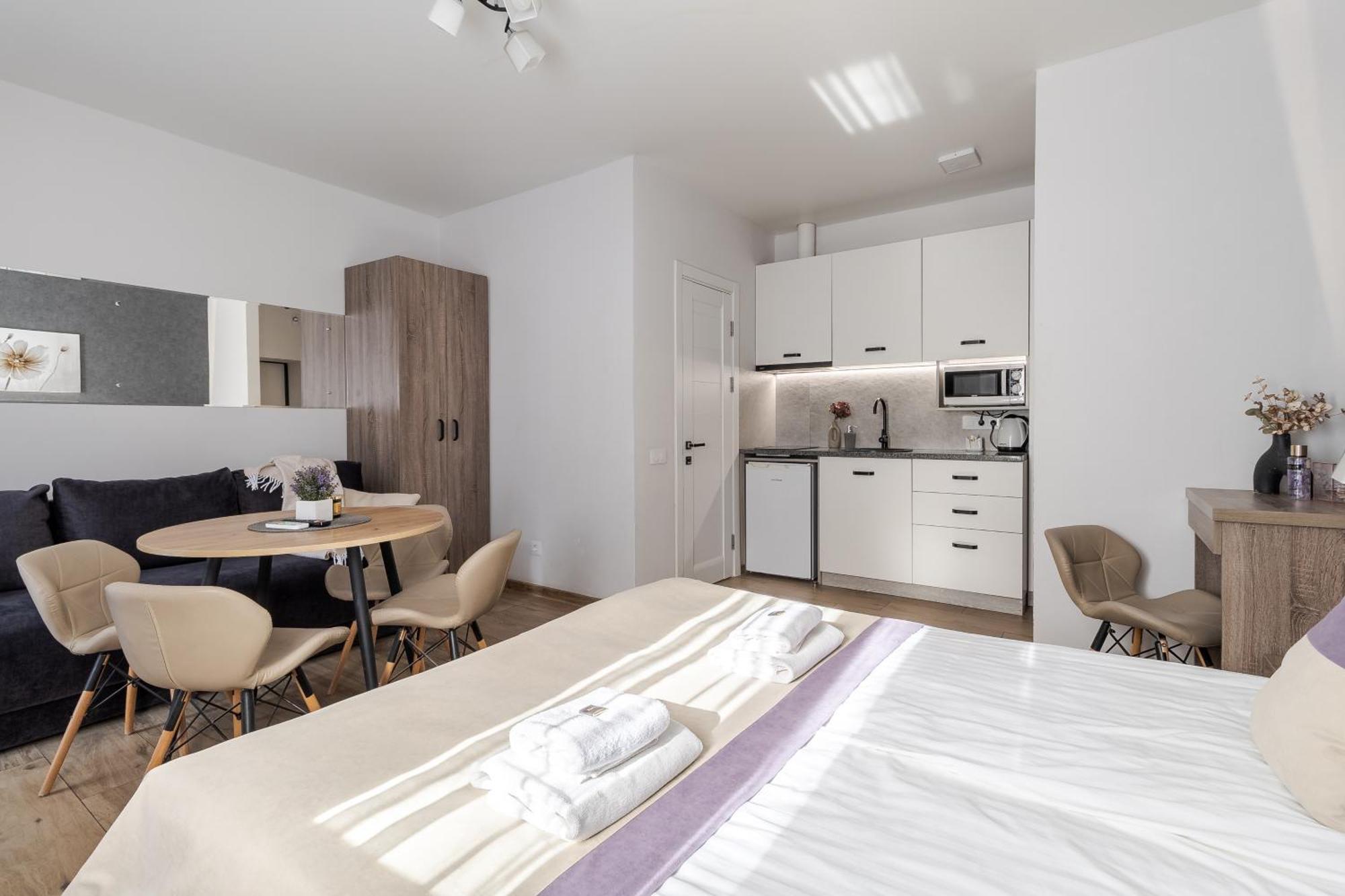 Demar Apart Violet Liov Exterior foto